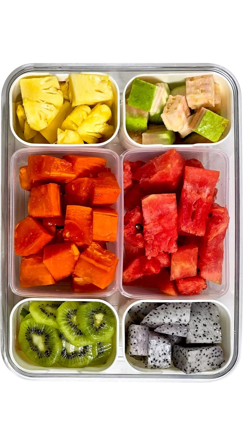 The Signature 6 fruit box – 4 Normal + 2 Exotic Fruits